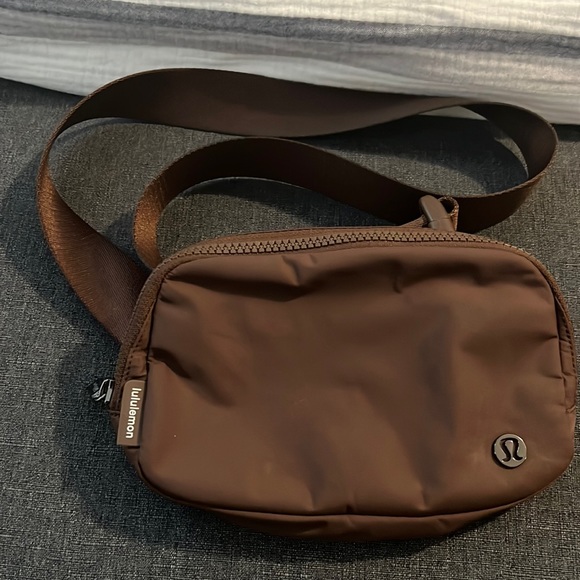lululemon athletica Handbags - Lululemon belt bag